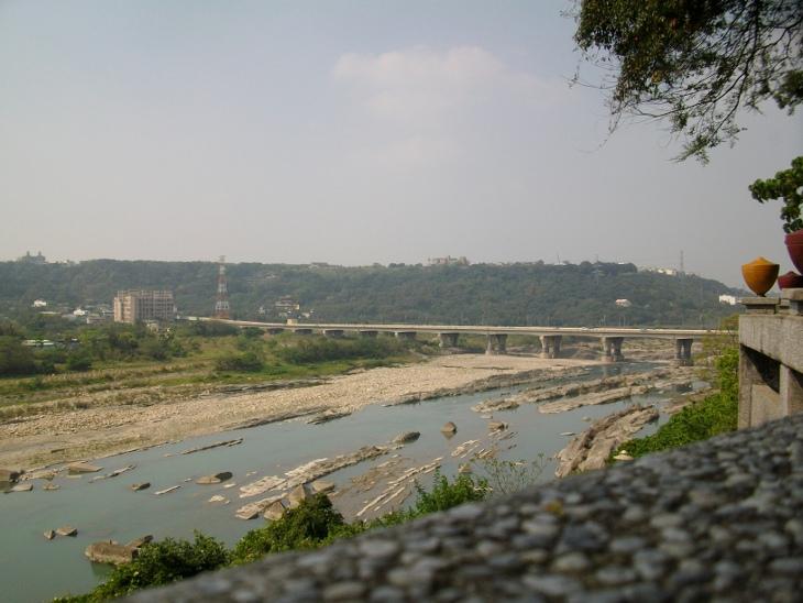 遠眺武嶺橋