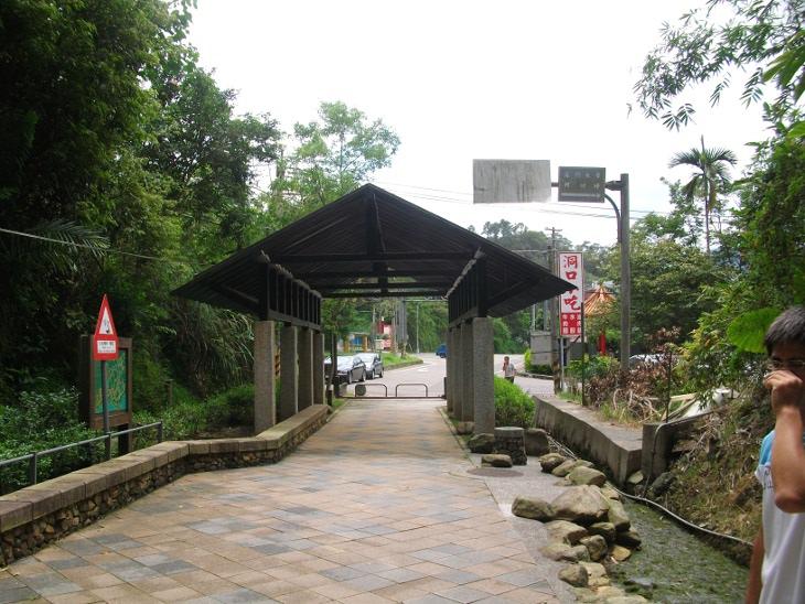 百吉隧道東側出口