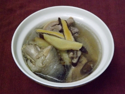 一碗香菇雞湯縮圖